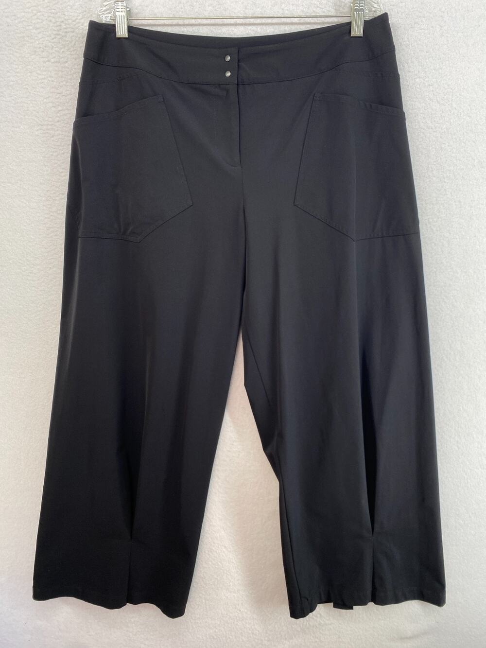 BABETTE Pants Womens L Crepe Barrel Lantern Tapered Cropped High Waist Black